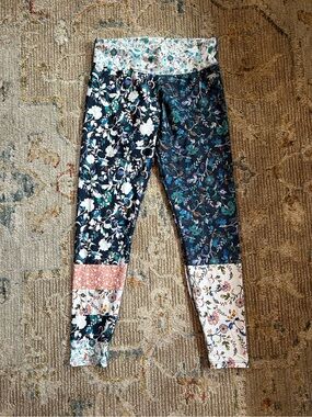 Running Bare Floral Patchwork Leggings - Navy, White, Pink, Teal